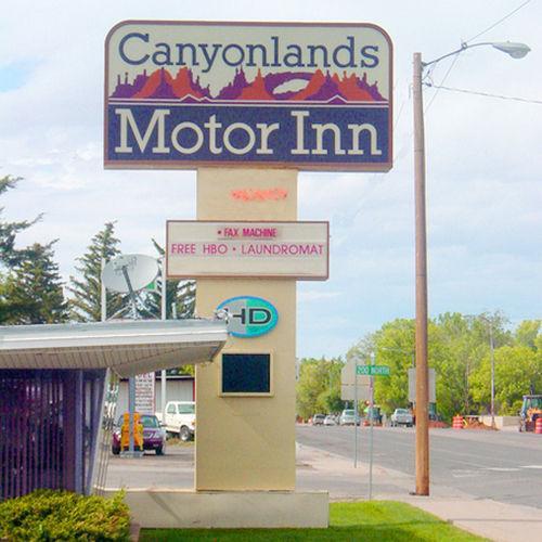 Canyonlands Motor Inn มอนติเชลโล ภายนอก รูปภาพ