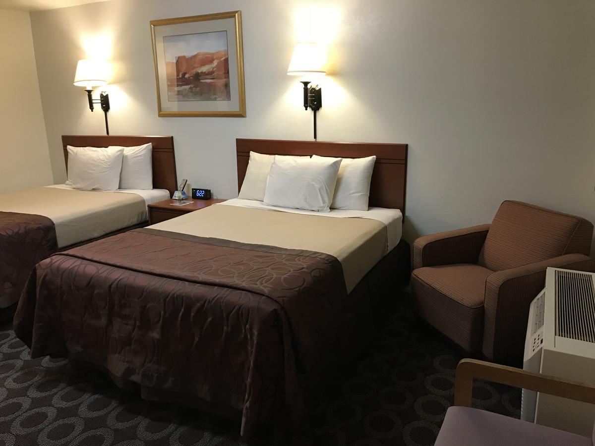 Canyonlands Motor Inn มอนติเชลโล ภายนอก รูปภาพ