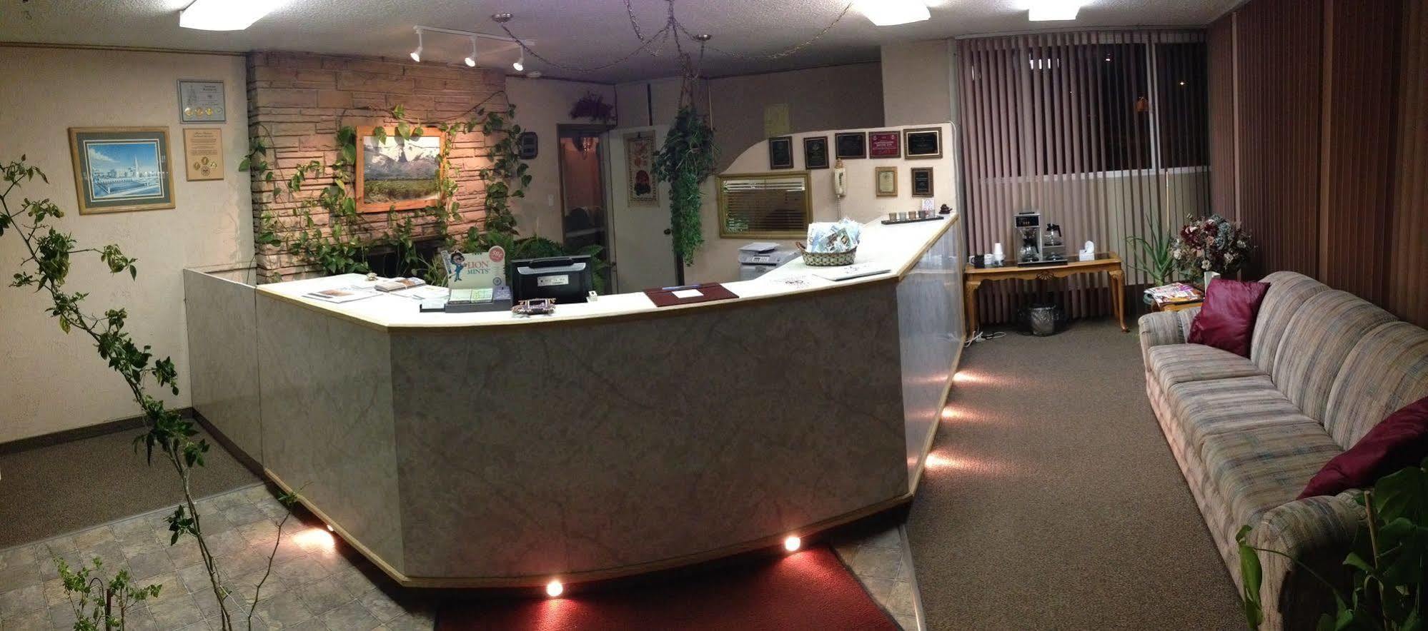 Canyonlands Motor Inn มอนติเชลโล ภายนอก รูปภาพ