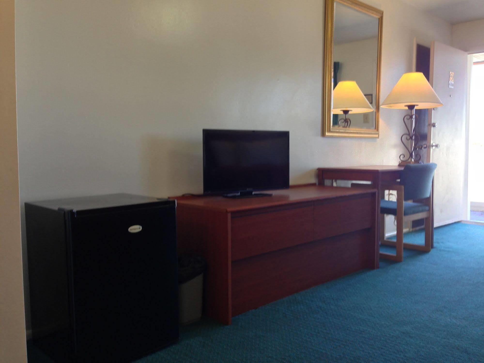 Canyonlands Motor Inn มอนติเชลโล ภายนอก รูปภาพ